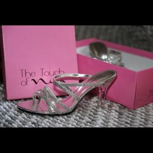 SILVER HEALS Perfect for Prom ,Party,SweetSixteen!